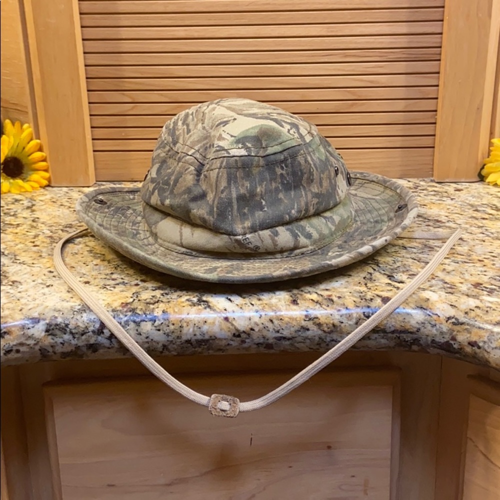 Realtree boys men safari camouflage hat size 7 & men small GUC